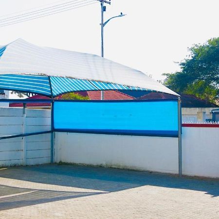 فندق 33 Goulborn Street Goodwood كيب تاون المظهر الخارجي الصورة